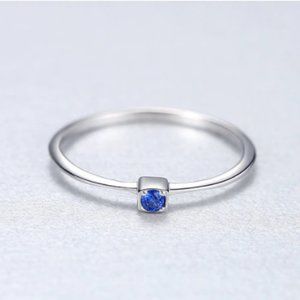 925 Silver Blue Thin Ring Size 8 NWT minimalist Cubic Zircornia